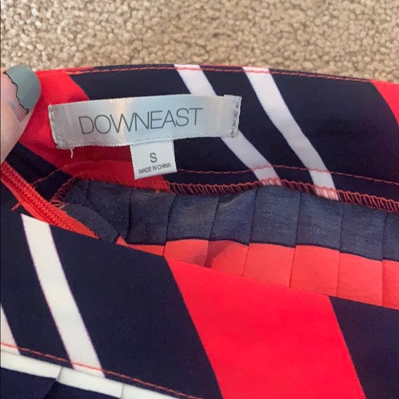 2 striped skirts siZe small, one mini one midi - Picture 3 of 3